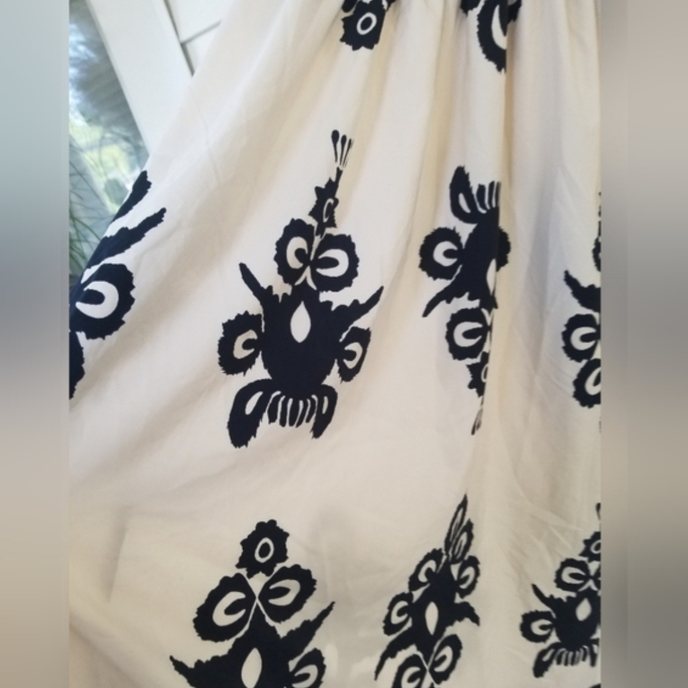 Elegant Strapless Cottage Core Maxi Dress With Black Floral Design Size 6 Medium - Picture 4 of 8